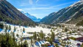 Ski In Ski Out Double Chalet With Swimming Pool, Spa And Large Paddock